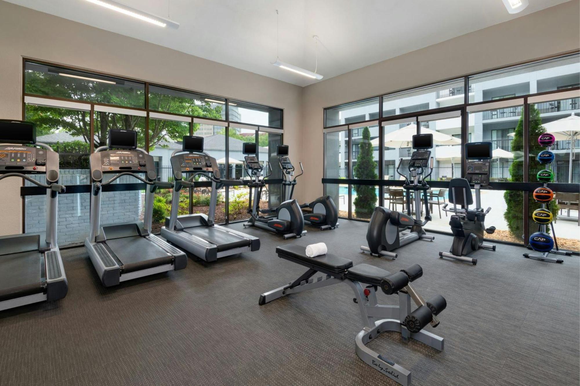 Courtyard By Marriott Perimeter Center Hotel